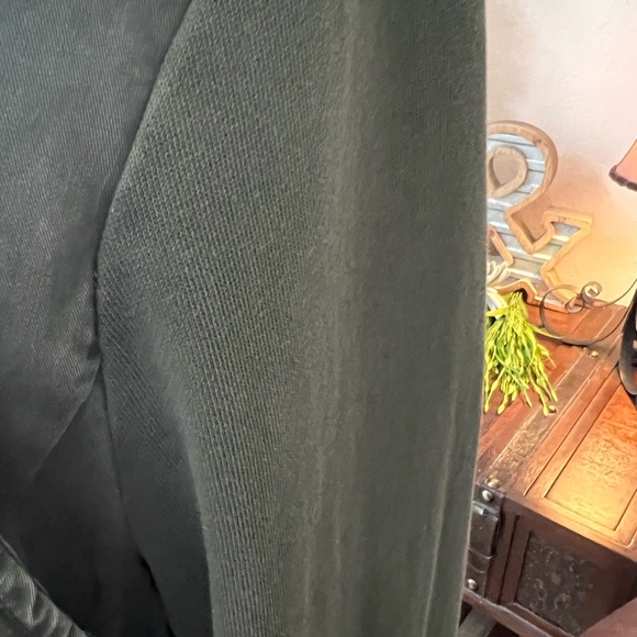 Draped Wide Lapel Blazer - Picture 5 of 5